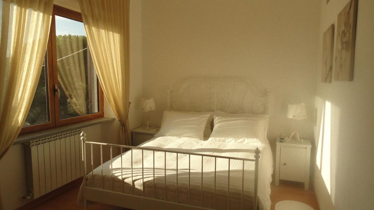 Bed And Breakfast La Corte Degli Ulivi Civitavecchia Zimmer foto